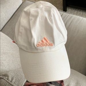 Adjustable baseball hat